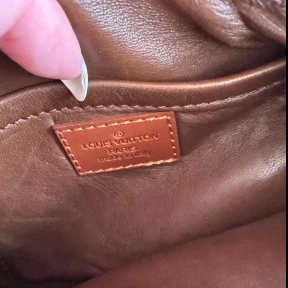 NWT Louis Vuitton Onatah Fleurs GM Limited Edition Bag Size OS Rare